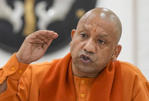 'महाकुंभ में भगदड़, योगी आदित्यनाथ ने कहा, कुछ श्रद्धालु गंभीर रूप से घायल | '